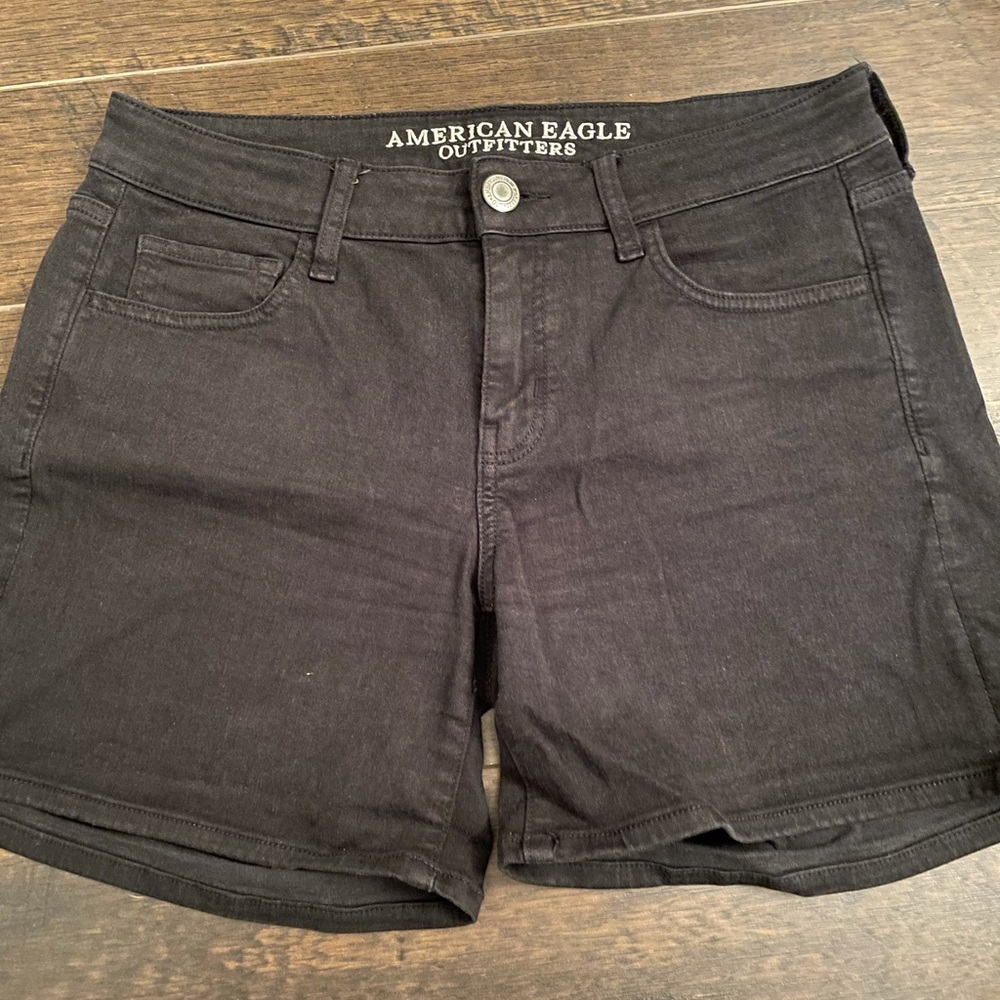 American Eagle Mid Rise Shorts